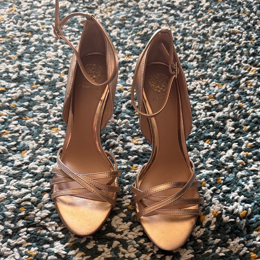 NWOT- Vince Camuto Metallic Rose Gold Strappy Heels